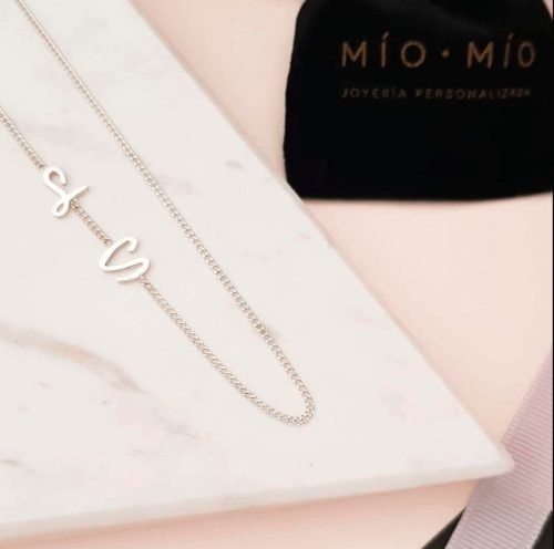 COLLAR SCRIPT INICIALES LATERAL