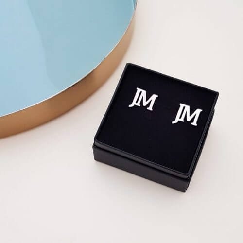 Mancuernillas serif