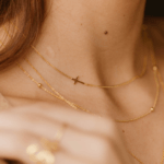 Collar cruz lateral