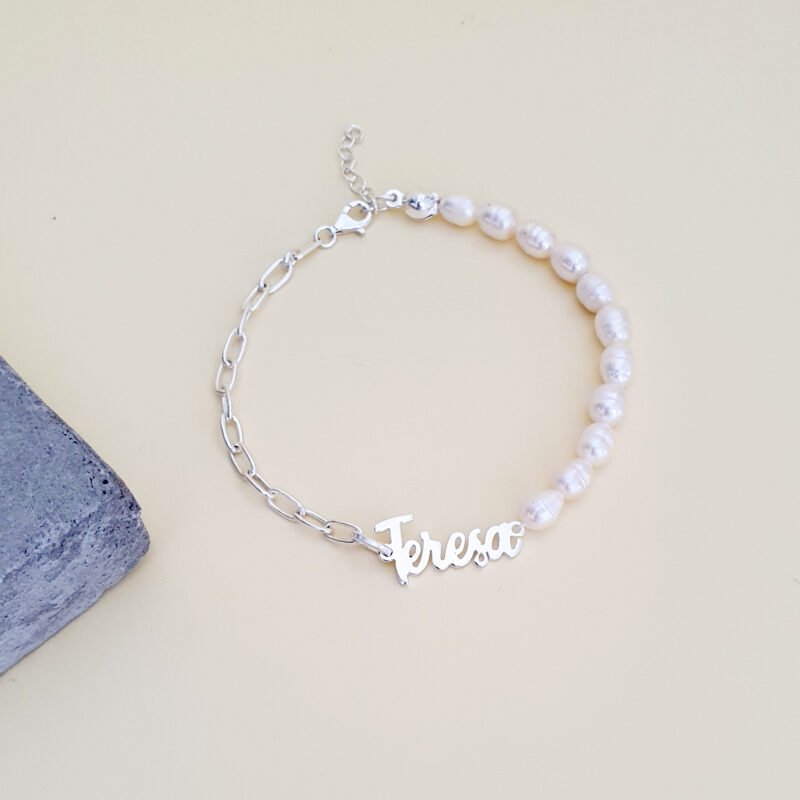 PULSERA UN NOMBRE HALF PERLA GRANDE