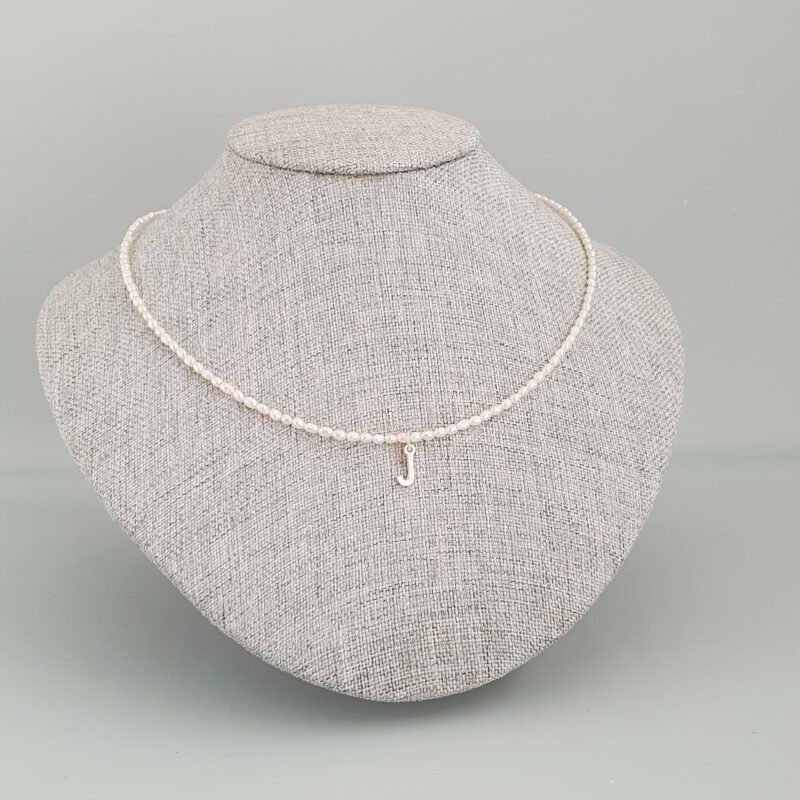 COLLAR PERLAS MINI INICIAL PLATA