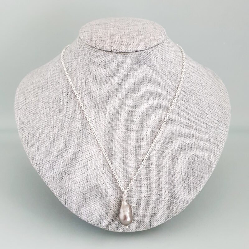 COLLAR PERLA GRIS PLATA