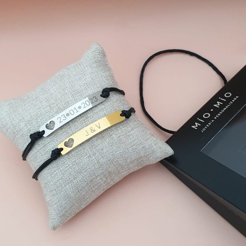 Set Pulseras hilo + placa corazón calado acero inoxidable